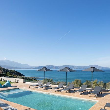 Pietra Di Mare Aparthotel Petres  Екстериор снимка