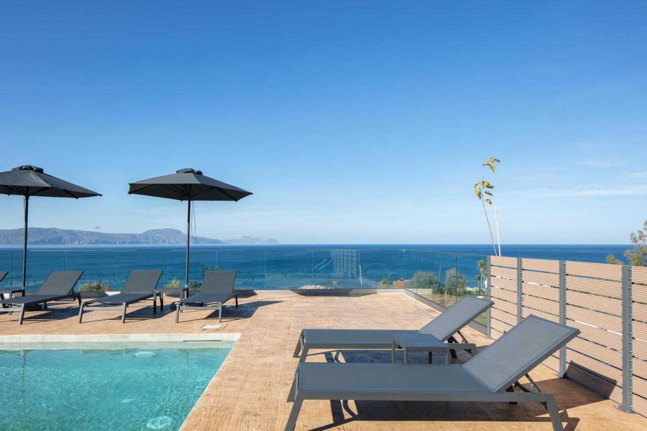 Pietra Di Mare Aparthotel Petres  Екстериор снимка